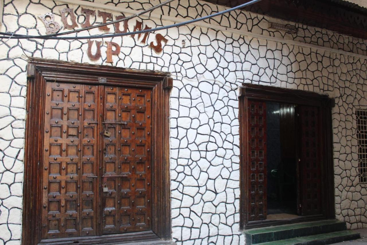 Bottoms Up Hostel Zanzibar Bagian luar foto